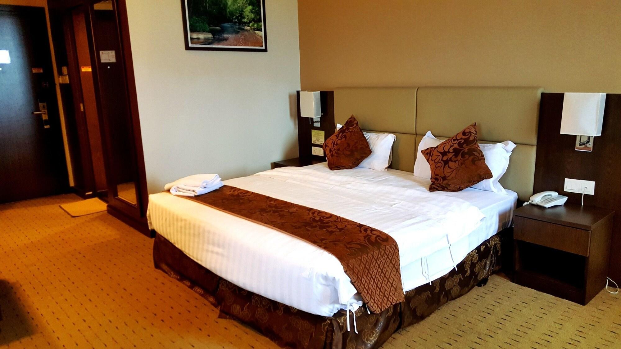 Lintas View Hotel Kota Kinabalu Exterior photo