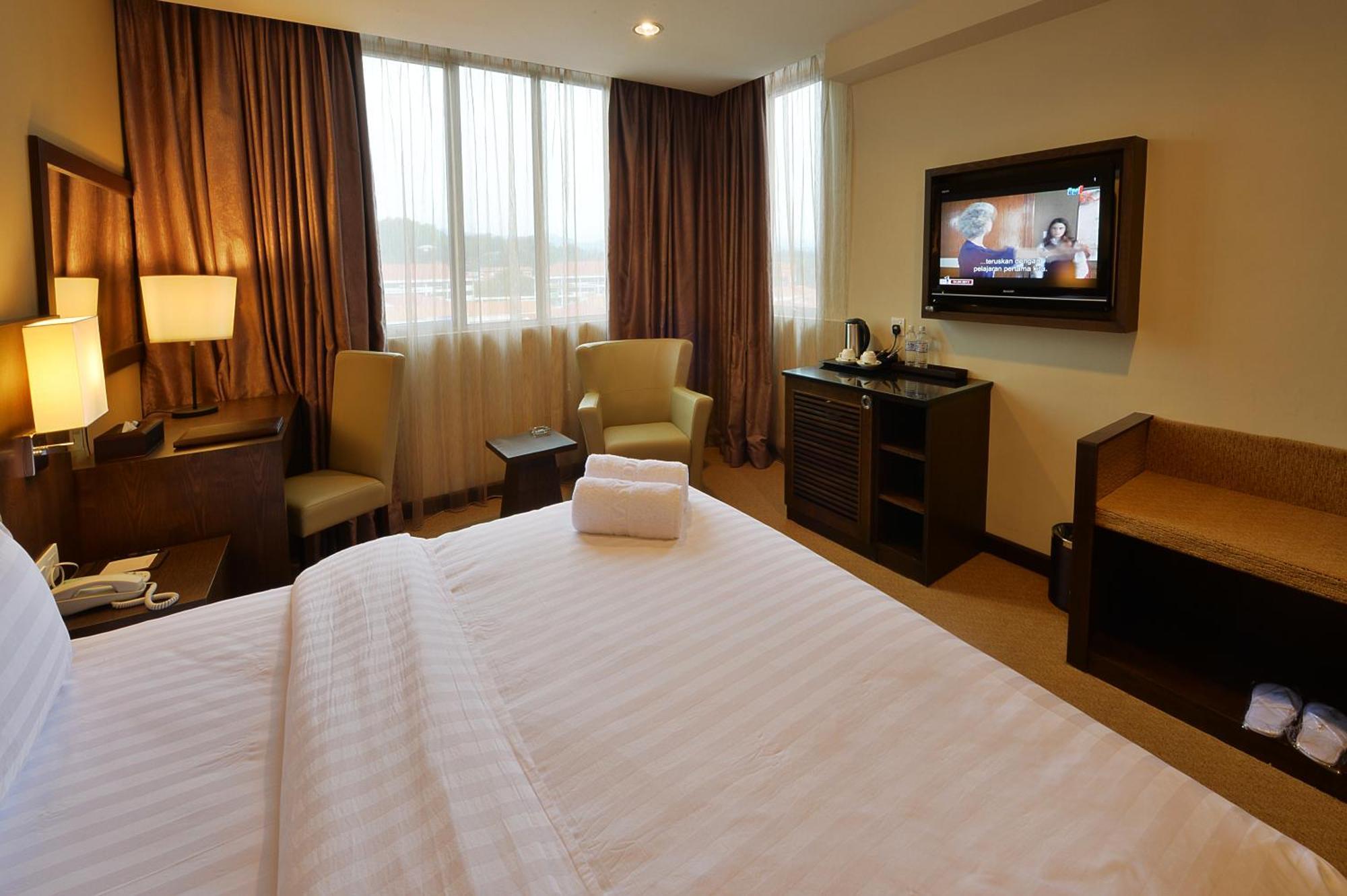 Lintas View Hotel Kota Kinabalu Exterior photo