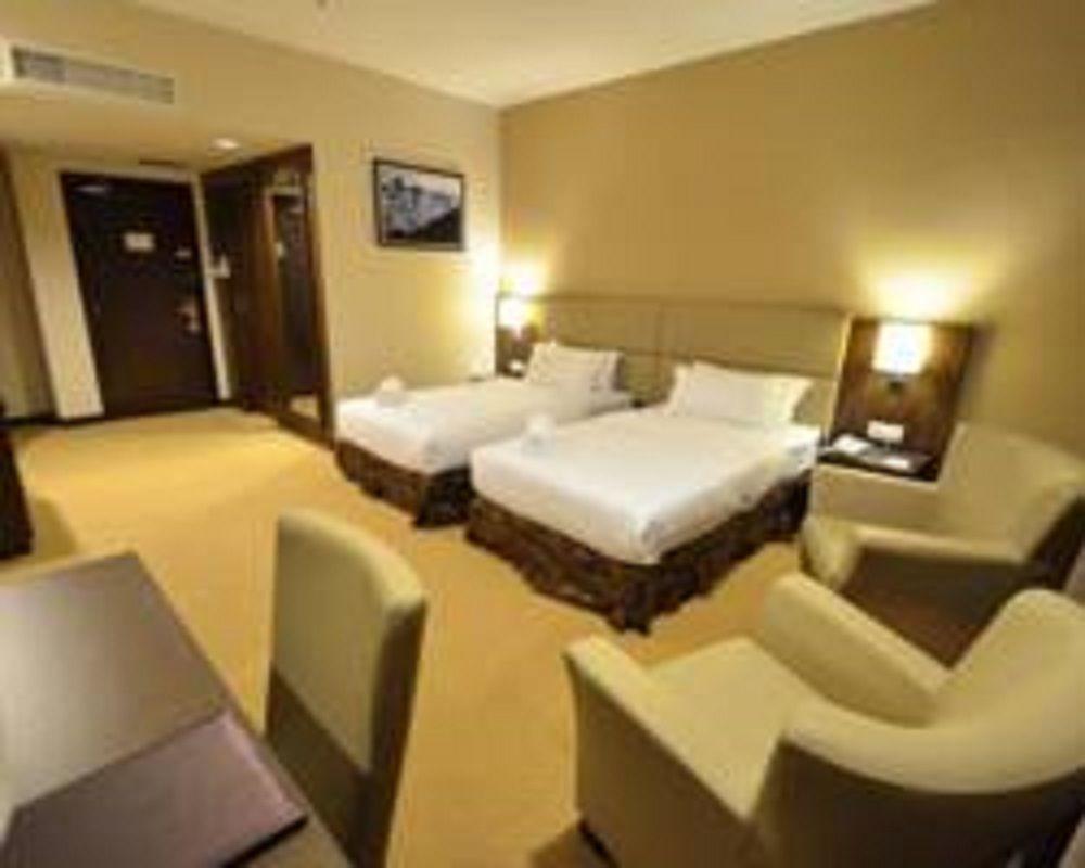 Lintas View Hotel Kota Kinabalu Exterior photo