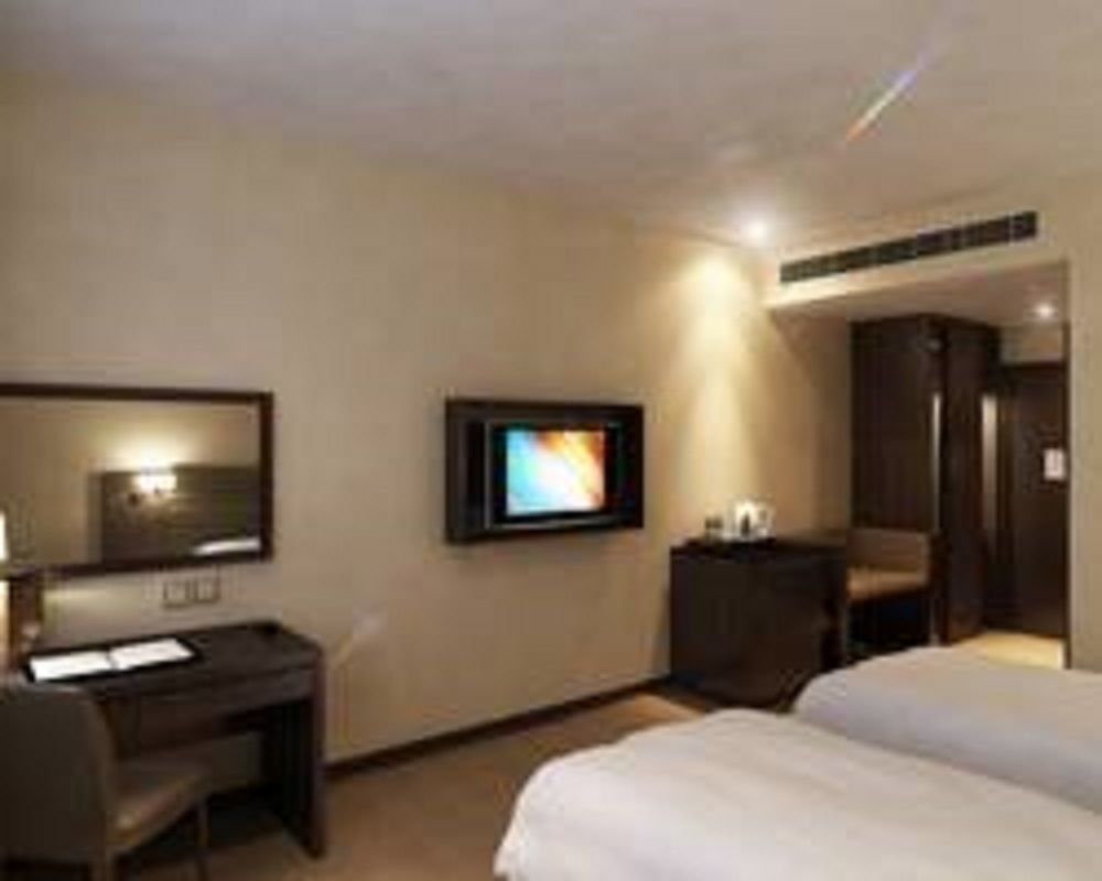 Lintas View Hotel Kota Kinabalu Exterior photo