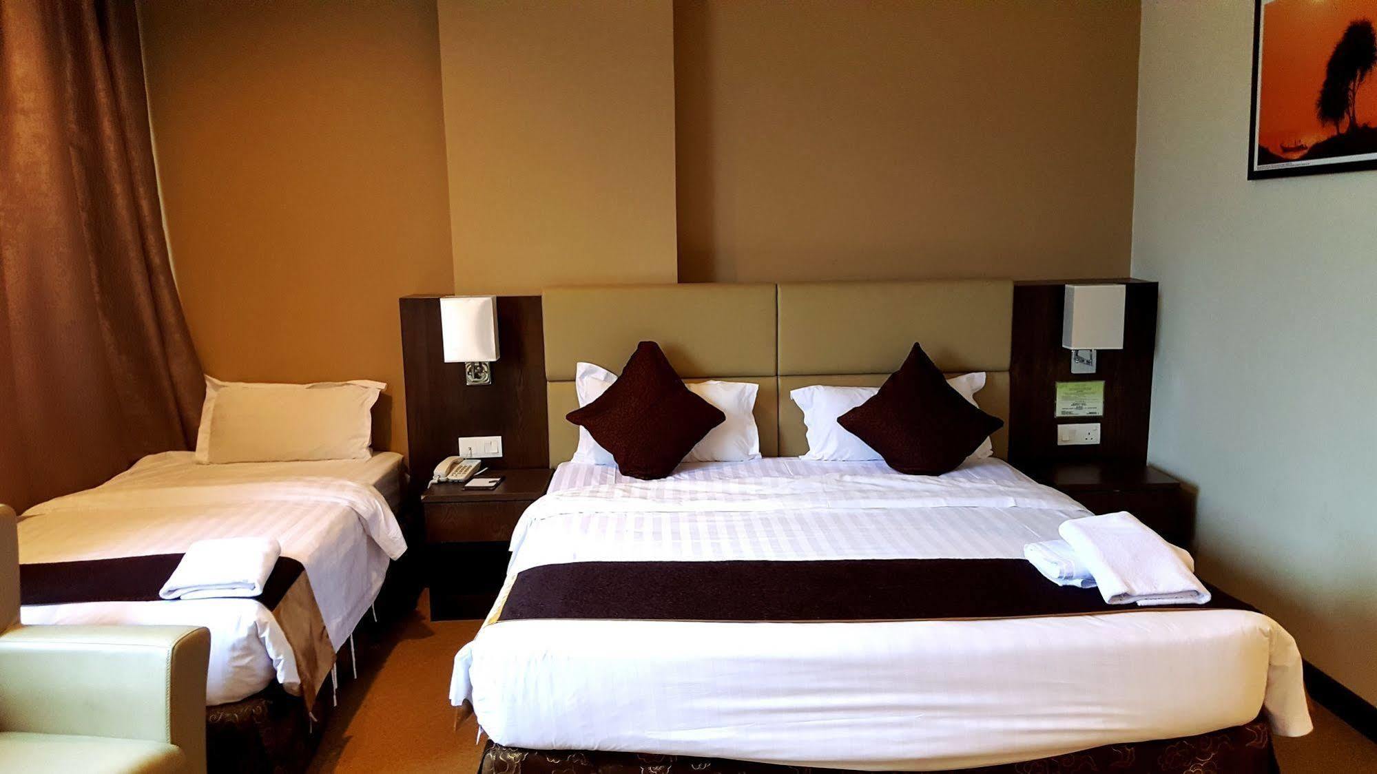 Lintas View Hotel Kota Kinabalu Exterior photo